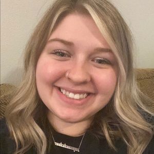 Meet your Posher, Maddie